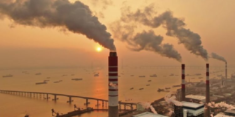 Türkiye'nin de aralarında bulunduğu OECD ülkeleri, kömürle çalışan termik santrallere verilen kredi desteğine son veriyor