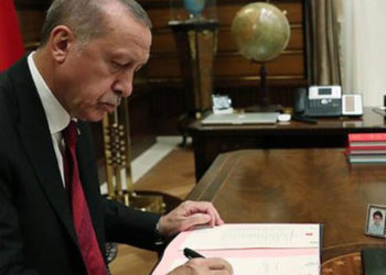 Valilik ve emniyet müdürlüklerine ilişkin atama karaları Resmî Gazete'de