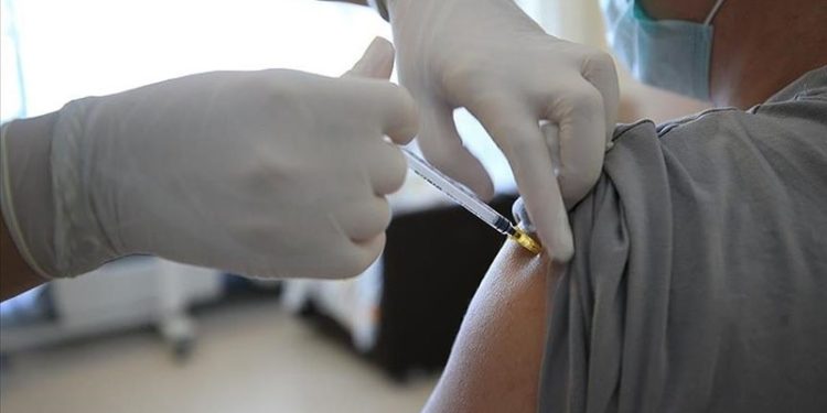 Valilik, İstanbul'da yaş gruplarına göre aşılama oranlarını açıkladı