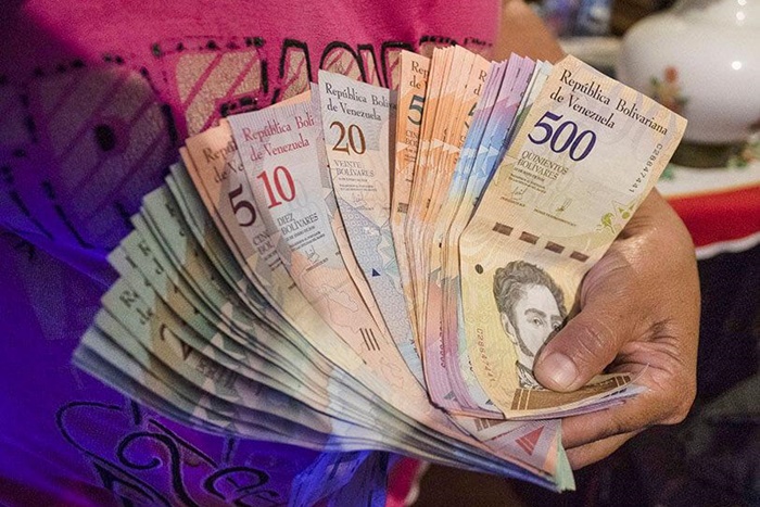 Venezuela, para birimi Bolivar’dan 6 sıfır daha atıyor