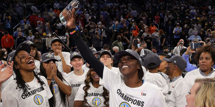 WNBA'de Chicago Sky, tarihinin ilk şampiyonluğunu kazandı