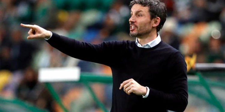 Wolsburg'dan kovulan teknik direktör Mark van Bommel: Karar beni hayal kırıklığına uğrattı