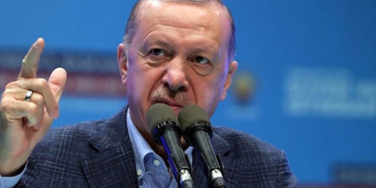 Yaşar Yakış: ‘Persona non grata’ ilanı savaş ilan edilmesinden bir öncesindeki adım