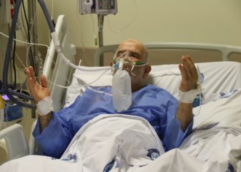 Yoğun bakımda tedavi gören Koronavirüs hastası: Aşılarımı olmadığım için çok pişmanım