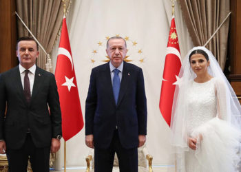 Yüksek yargıda kavga büyüyor