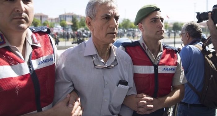 Akın Öztürk: 15 Temmuz’da Hulusi Akar’ın verdiği emirlerin hepsine ‘baş üstüne’ dendi