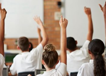 Erdoğan rejimi 15 Temmuz kurgusunu çocukların beynine kazımak istiyor!