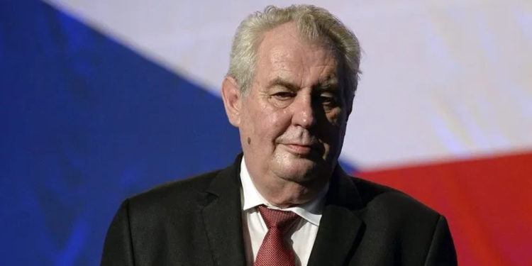 Çekya Senatosu Başkanı: Devlet Başkanı Zeman'ın yetkileri sağlık sebebiyle Başbakan ve Meclis Başkanı'na devredilecek