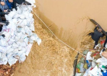 Çin'de sel felaketi: Yaklaşık 2 milyon kişi yerlerinden oldu