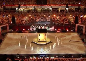 &Uuml;mit Nağmeleri&rsquo;nden Mevlid Kandili&rsquo;ne &ouml;zel nostaljik bir klip