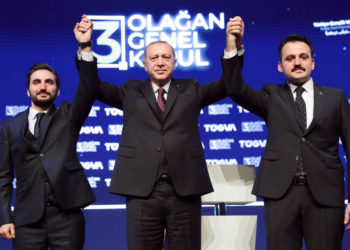 İBB, AKP döneminde tüm TÜGVA’yı maaşa bağlamış: Başkan Eminoğlu aylık 12 bin TL maaş alıyormuş
