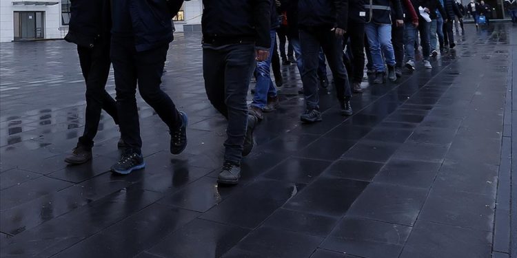 İhraç Dışişleri çalışanı, ihraç astsubay, askeri öğrenci… 125 gözaltı kararı daha