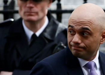 İngiliz Bakan Javid: Aşı olmayan kendine başka iş baksın