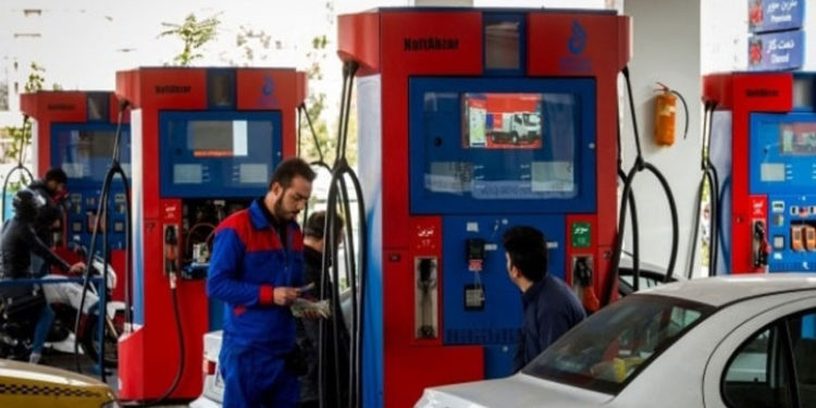 İran'da siber saldırı nedeniyle akaryakıt istasyonları çalışamadı