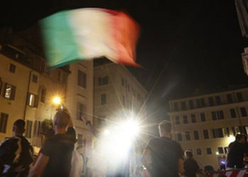 İtalya'da gece kulüpleri bir buçuk yıl sonra yeniden açılıyor