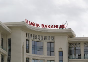 Şehit askerin hastaneye getirilişinde ihmali olduğu ileri sürülen başhekim açığa alındı