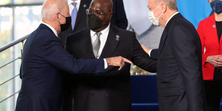 ‘Biden’la Roma’da görüşecek olan Erdoğan Glasgow’a gitmiyor’