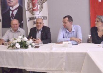 ‘En karanlık dönemlerden biri yaşanıyor’