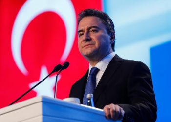 ‘Survivor gibiyiz: Üç kuruşla hayatta kalmaya çalışanların ülkesi olduk’