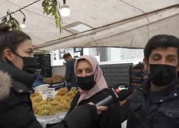 ‘Çok rahat geçinebiliyoruz’ diyen erkeği kadın yalanladı: ‘Hiç geçinemiyoruz, doğru konuş’