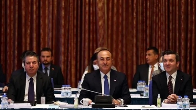 Çavuşoğlu'ndan 'Taliban' savunması: Herkes görüşüyor bir şey olmuyor