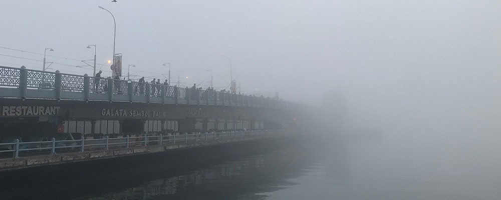 İstanbul'da hava ulaşımına sis engeli