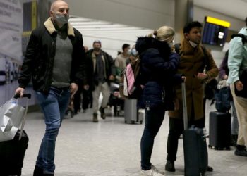 DSÖ: Omicron varyantının yayılma olasılığı ve küresel enfeksiyon riski yüksek