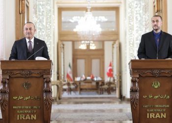 Çavuşoğlu: İran’a yönelik tek taraflı yaptırımların kalkması gerekiyor