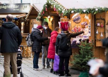 Avusturya, Covid-19 aşısını herkese zorunlu kıldı