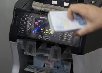 Kısa vadede ekonomi nasıl düzelir, erken seçim çözüm mü? Ekonomist Oğuz Demir cevaplıyor