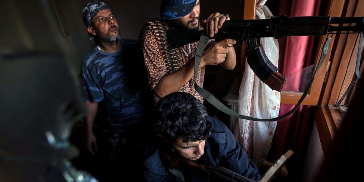 Yabancı paralı savaşçıların aşamalı olarak Libya’dan ayrılması planı onaylandı