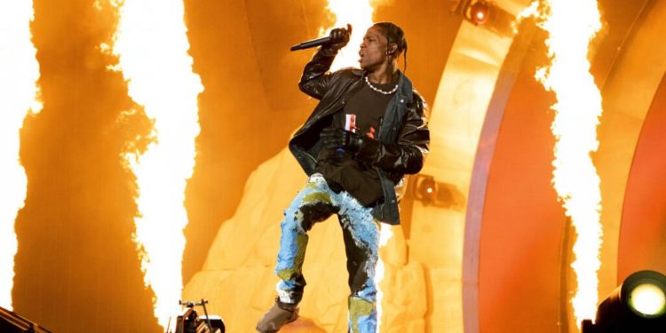 ABD’de müzik festivalinde rapçi sahne aldı, çıkan izdihamda 8 kişi öldü