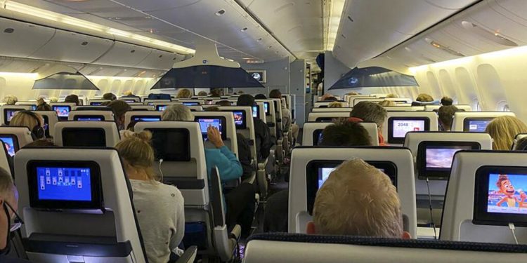 Güney Afrika’dan Hollanda’ya giden 61 kişinin Covid-19 testi pozitif çıktı