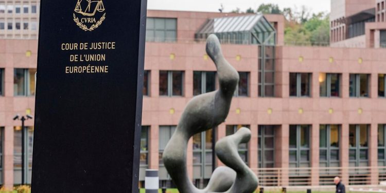 AİHM, darbe girişimi sonrası gözaltına alınan 427 yargı mensubu için Türkiye’ye tazminat cezası