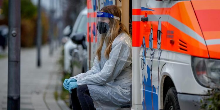 Avrupa’da yeni Covid-19 dalgası: Hangi ülke ne tür önlemler alıyor?