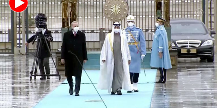 15 Temmuz’un arkasında olmakla suçlanan Abu Dabi Prensi, bahçe kapısında karşılandı