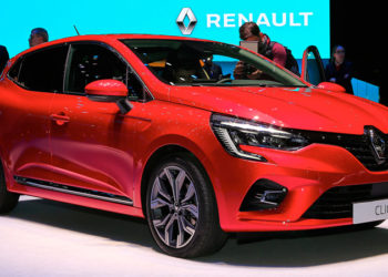 2. el araç satışında kur fırsatçılığı; 1 yaşında Clio 485 bin TL!