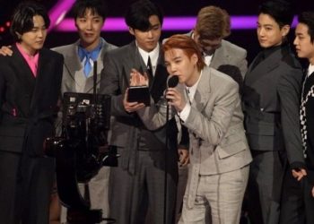 2021 Amerikan Müzik Ödülleri: Güney Koreli BTS grubu The Weeknd'i geride bıraktı