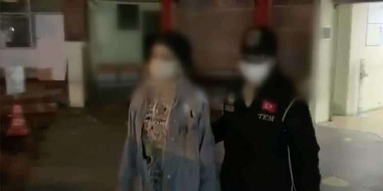 22 kadına gözaltı: Bylock kullanmıyorlar ama yazışmalarda isimleri geçiyor