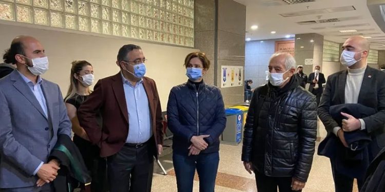 4 yıla kadar hapsi istenen Genco Erkal, hakim karşısında