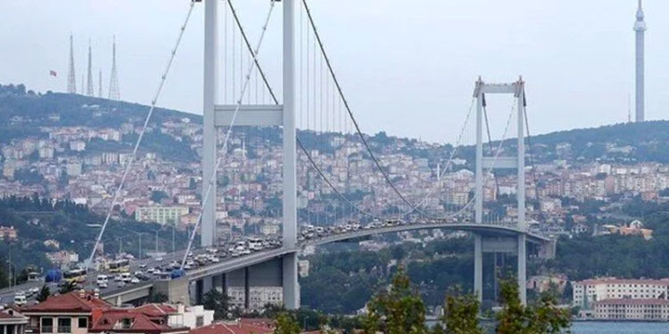 43. İstanbul Maratonu: 15 Temmuz Şehitler Köprüsü trafiğe kapatıldı