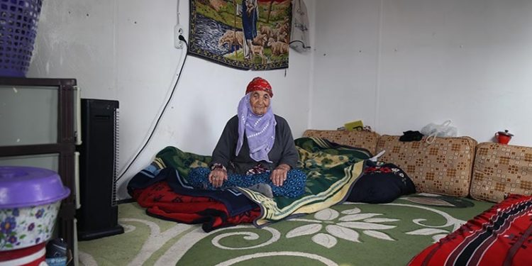 96 yaşındaki kadına 'Erdoğan'a hakaretten' verilen cezanın infazı durduruldu