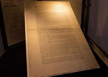 ABD anayasasının orijinal kopyası 43 milyon dolara alıcı buldu