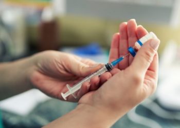 ABD İla&ccedil; Dairesi&rsquo;nden BioNTech&rsquo;in 3&rsquo;&uuml;nc&uuml; dozuna yeşil ışık