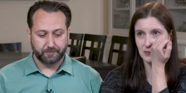 ABD'de tüp bebek tedavisinde yanlış embriyodan bebek sahibi olan çift, kliniğe dava açtı