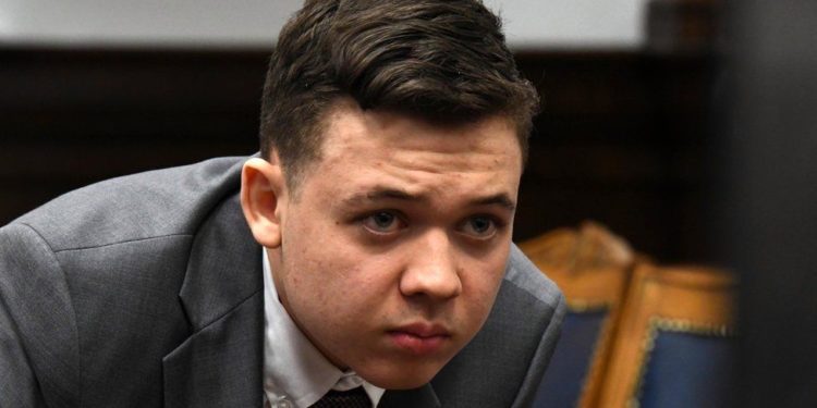 ABD'yi ikiye bölen davada aklanan Kyle Rittenhouse, Fox News'a konuştu: Olayın ırkla bir ilgisi yoktu