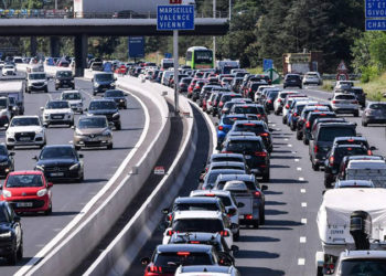 AB'de azami sürat sınırını aşan otomobillerin hızı otomatik olarak yavaşlatılacak