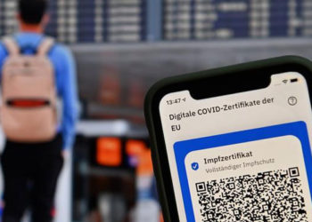 AB'ye seyahatlerde aşılara 9 ay limiti geliyor