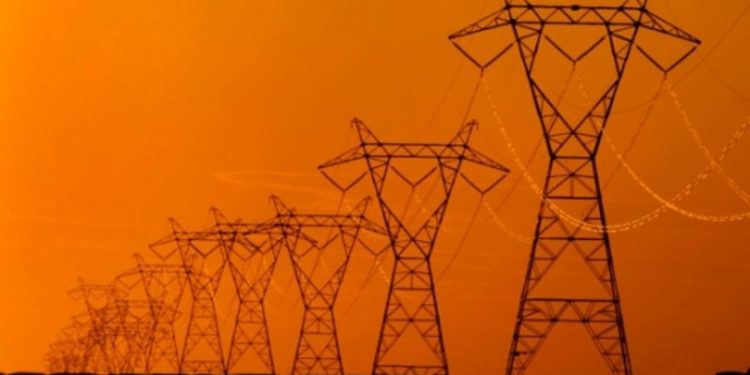 AKP, Kılıçdaroğlu'nun 'elektrikte kademeli tarife' çağrısını kanun teklifine ekledi