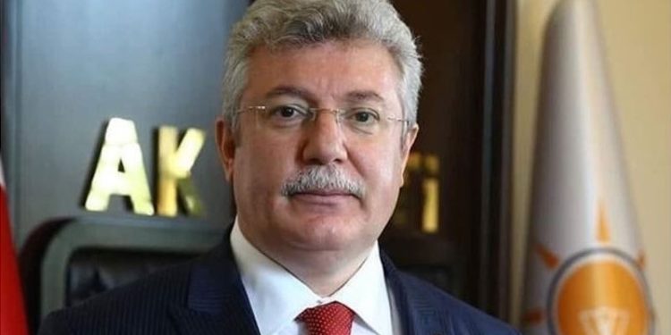 AKP'den Lütfü Türkkan açıklaması: Milletvekilliğinden istifa etmeli